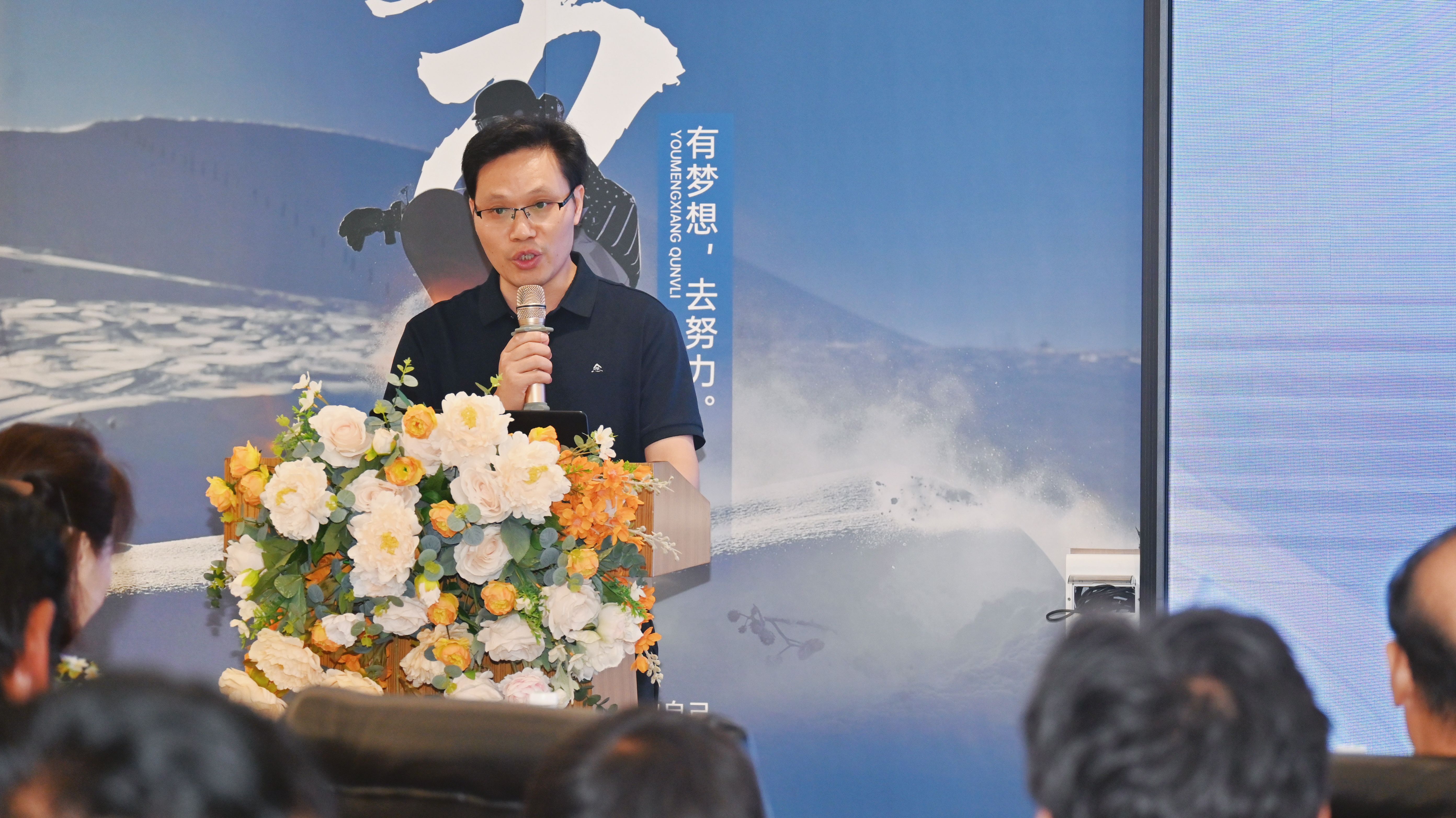 “渝藏情深·拯救折翼天使”2024西藏昌都手足伤残儿童救治项目启动暨欢迎仪式在我院召开。